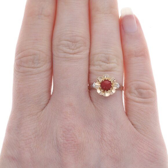 Yellow Gold Coral Solitaire Ring - 18k Round Cabochon Flower - Picture 2 of 6